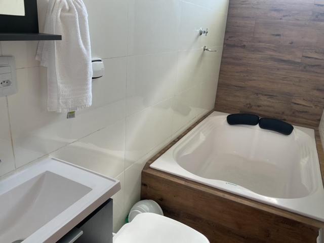 Espaco Alvorada ,Agendamento Das Atividades, Cafe Da Manha ,Banheira E Piscina No Centro Brotas Luaran gambar